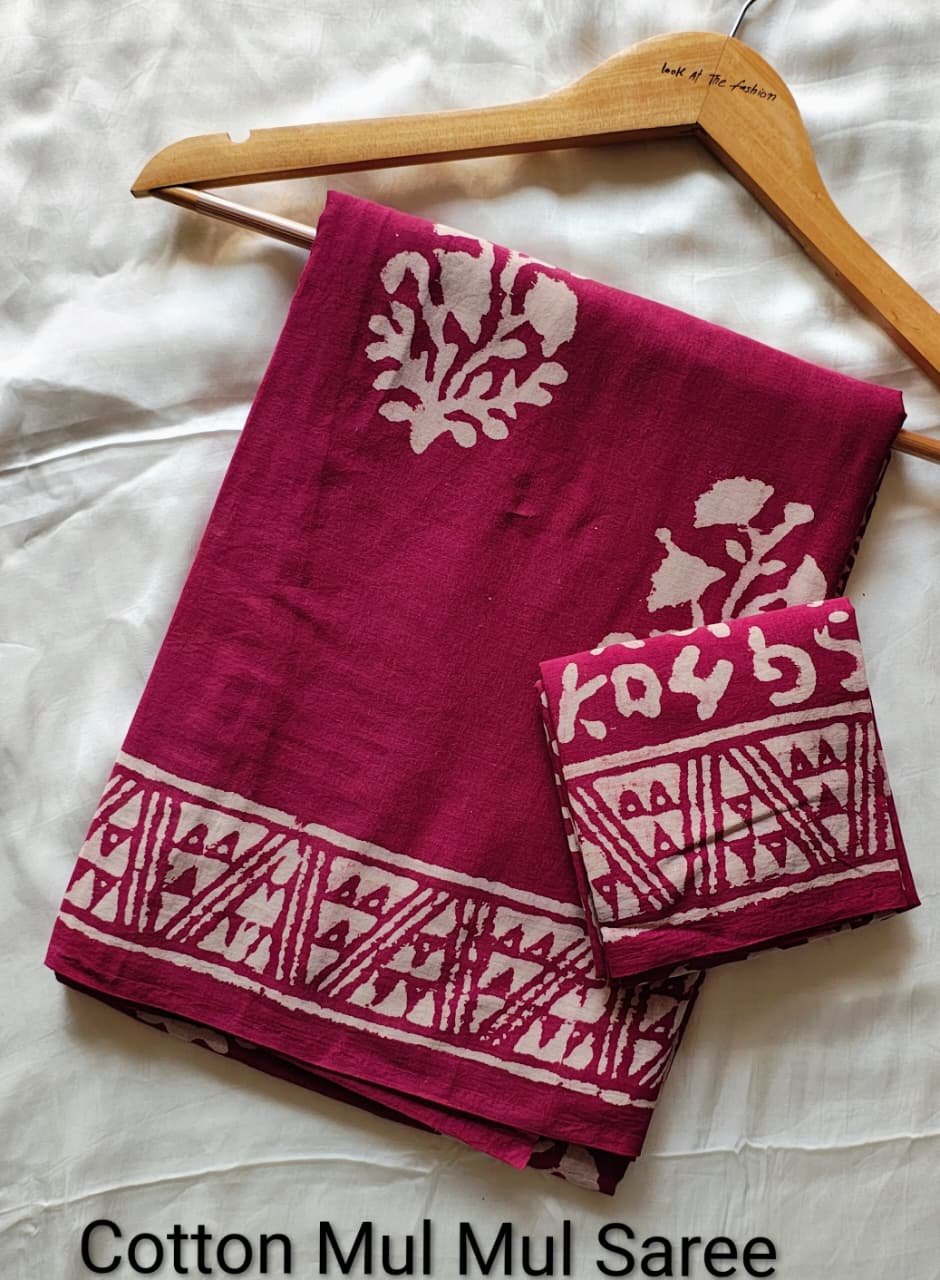 Hand block Printed Mul Cotton Saree with Blouse Piece