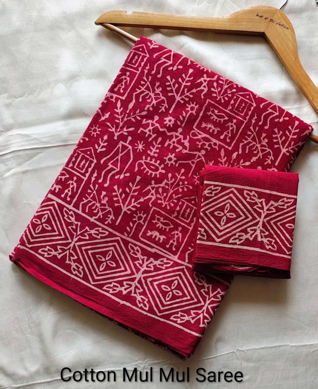 Hand block Printed Mul Cotton Saree with Blouse Piece