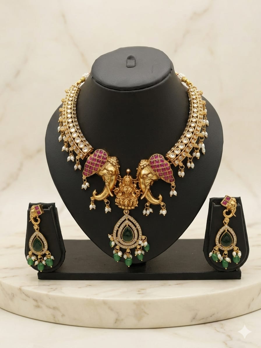 Temple Antique Choker Set