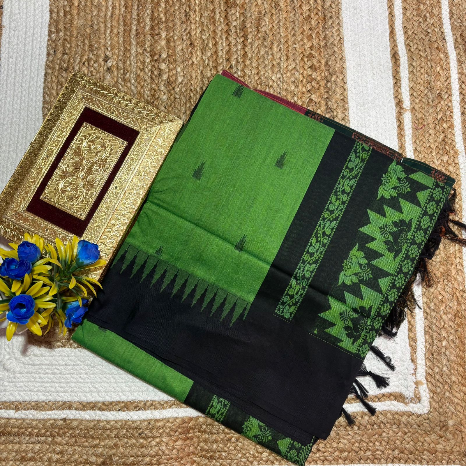 Kalyani Gopuram Border Saree