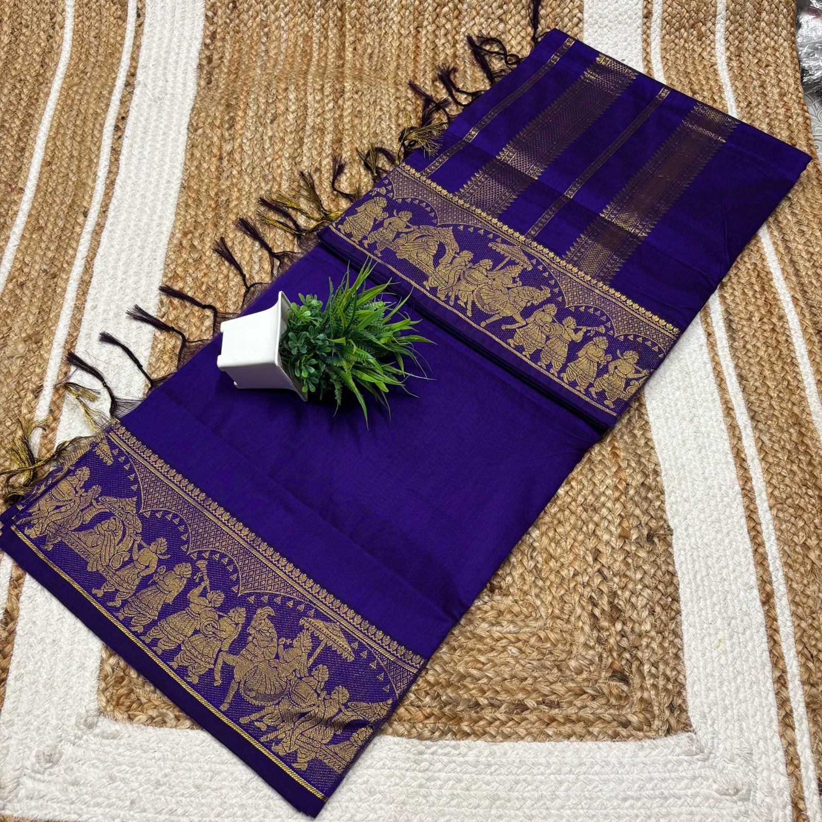 Premium Cotton Pallakku Border Saree