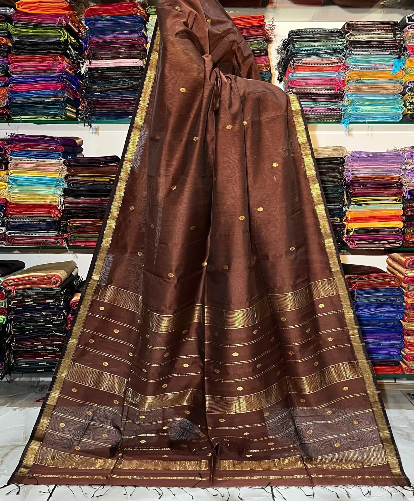 Trending Pure Maheshwari Handloom Rewa Border Saree