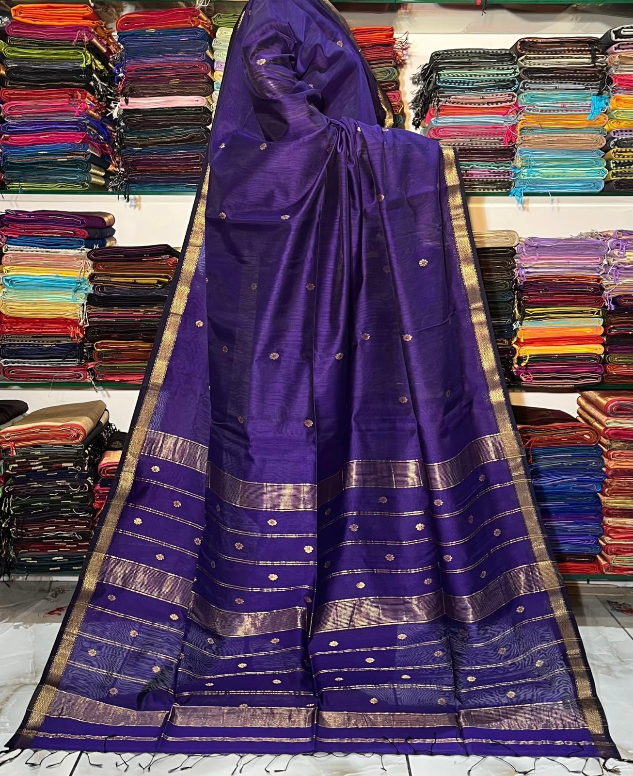 Trending Pure Maheshwari Handloom Rewa Border Saree