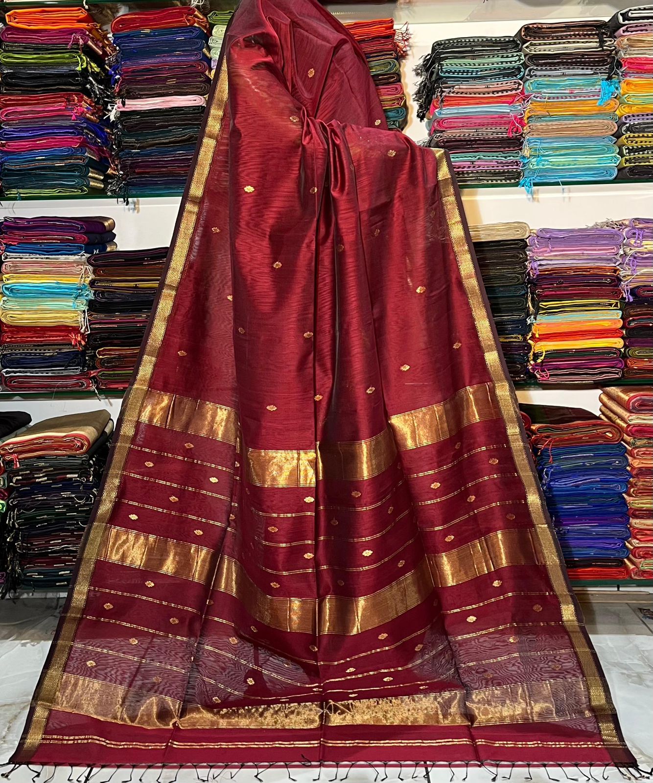Trending Pure Maheshwari Handloom Rewa Border Saree