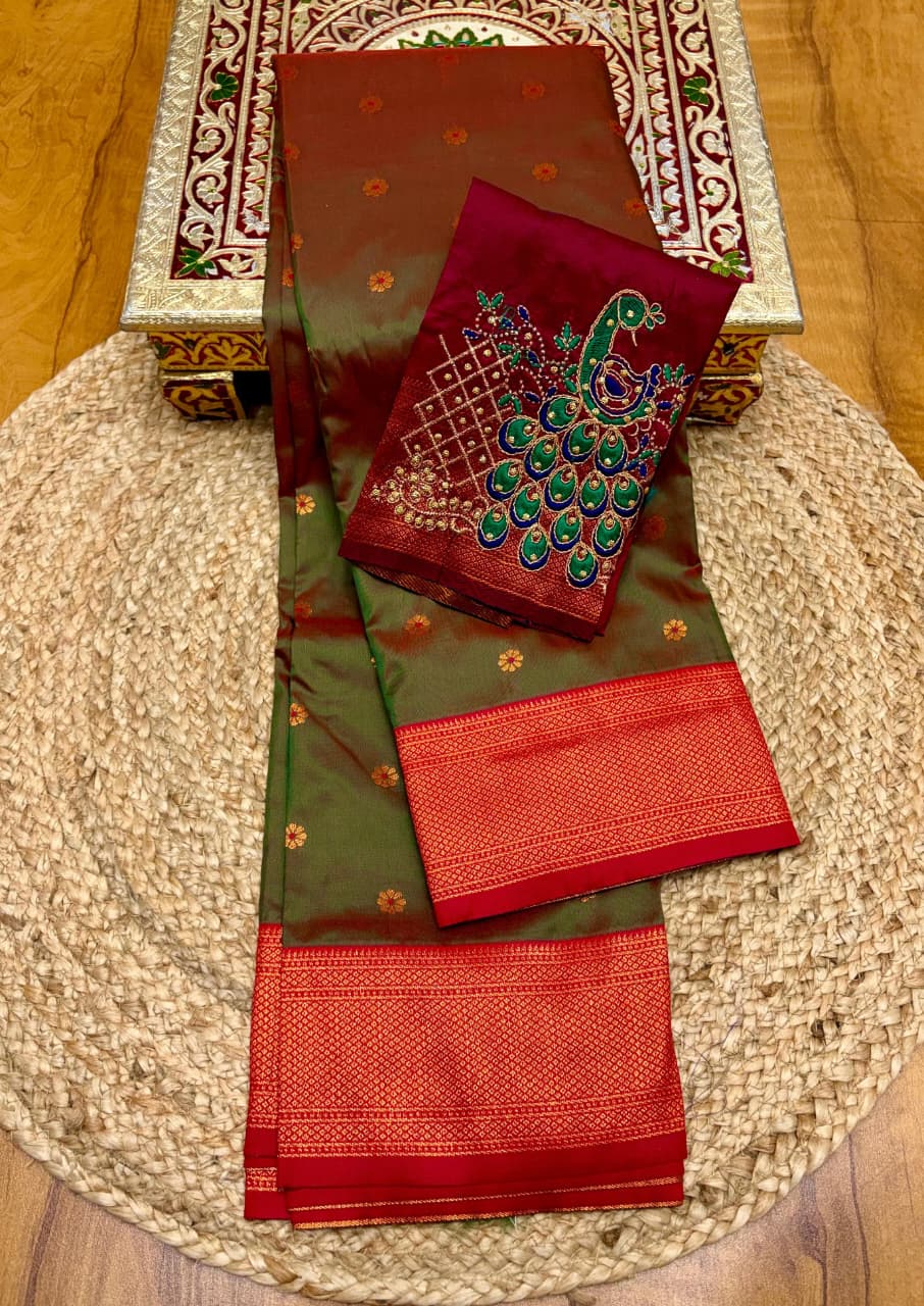 Alternative view of Laxmi Kadiyal Paithani
